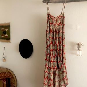 Millau Leaf Slit Dress